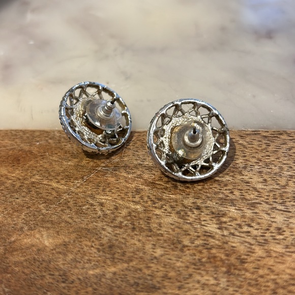 Vintage earrings, silver filigree and black, converted to post from clip-on. - Picture 3 of 3